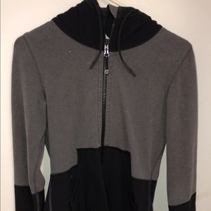 Lululemon black and grey jacket